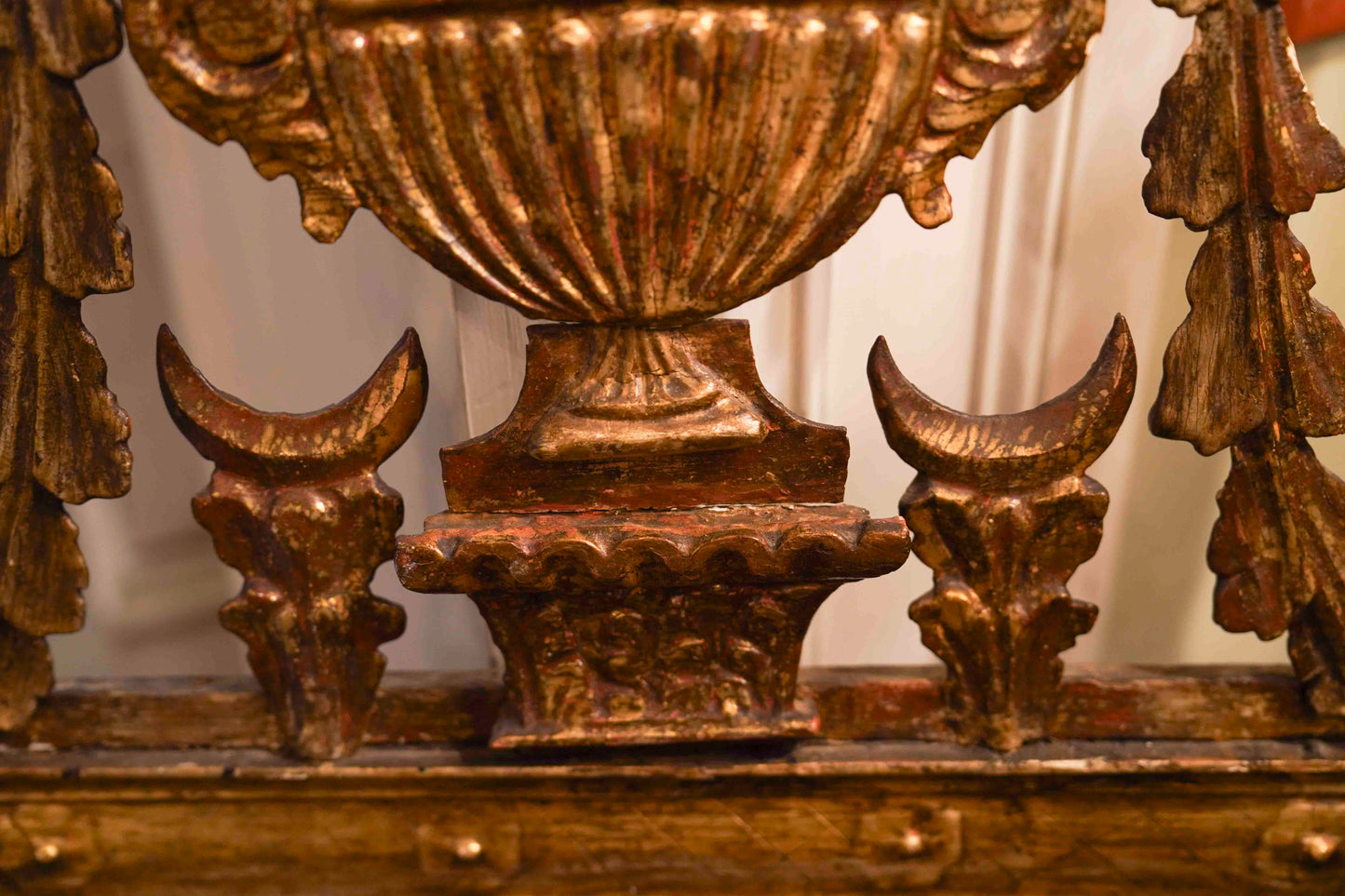 18th Century Italian Giltwood Mirror