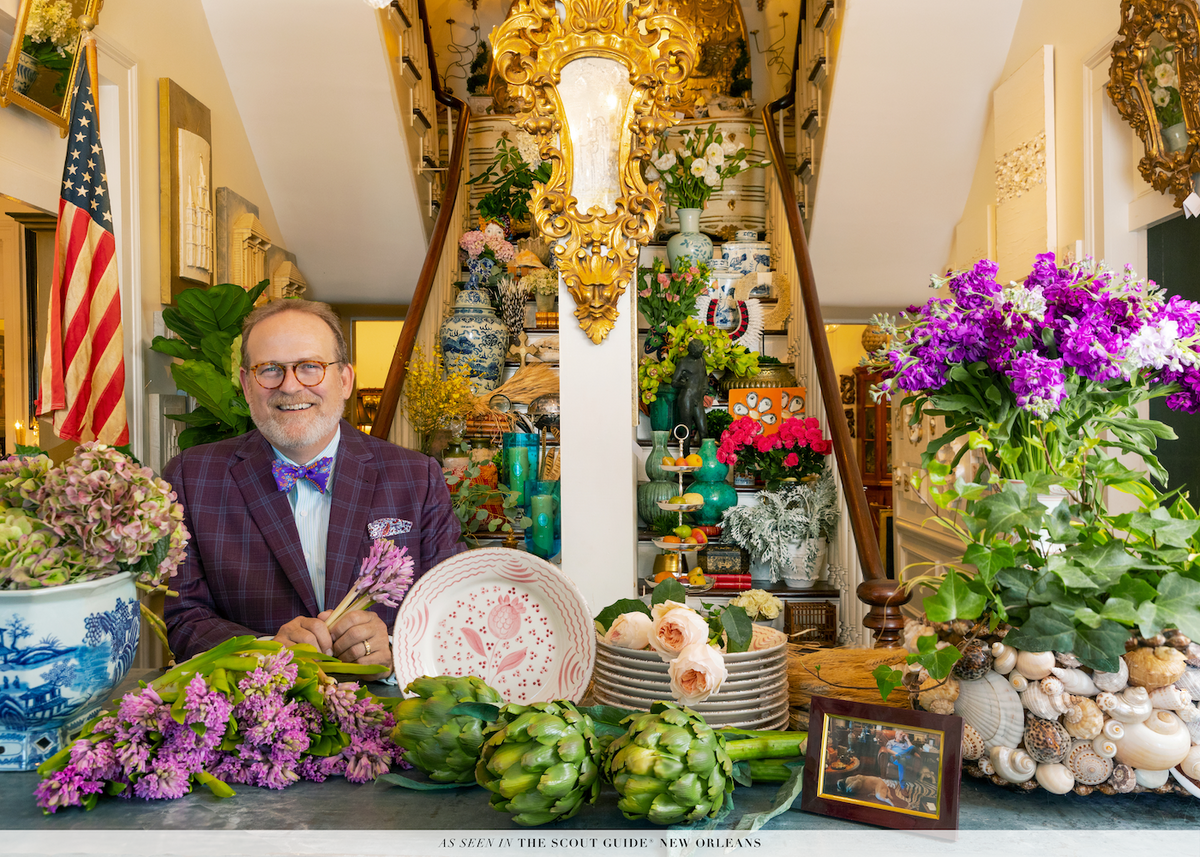 Dunn & Sonnier Flowers & Antiques