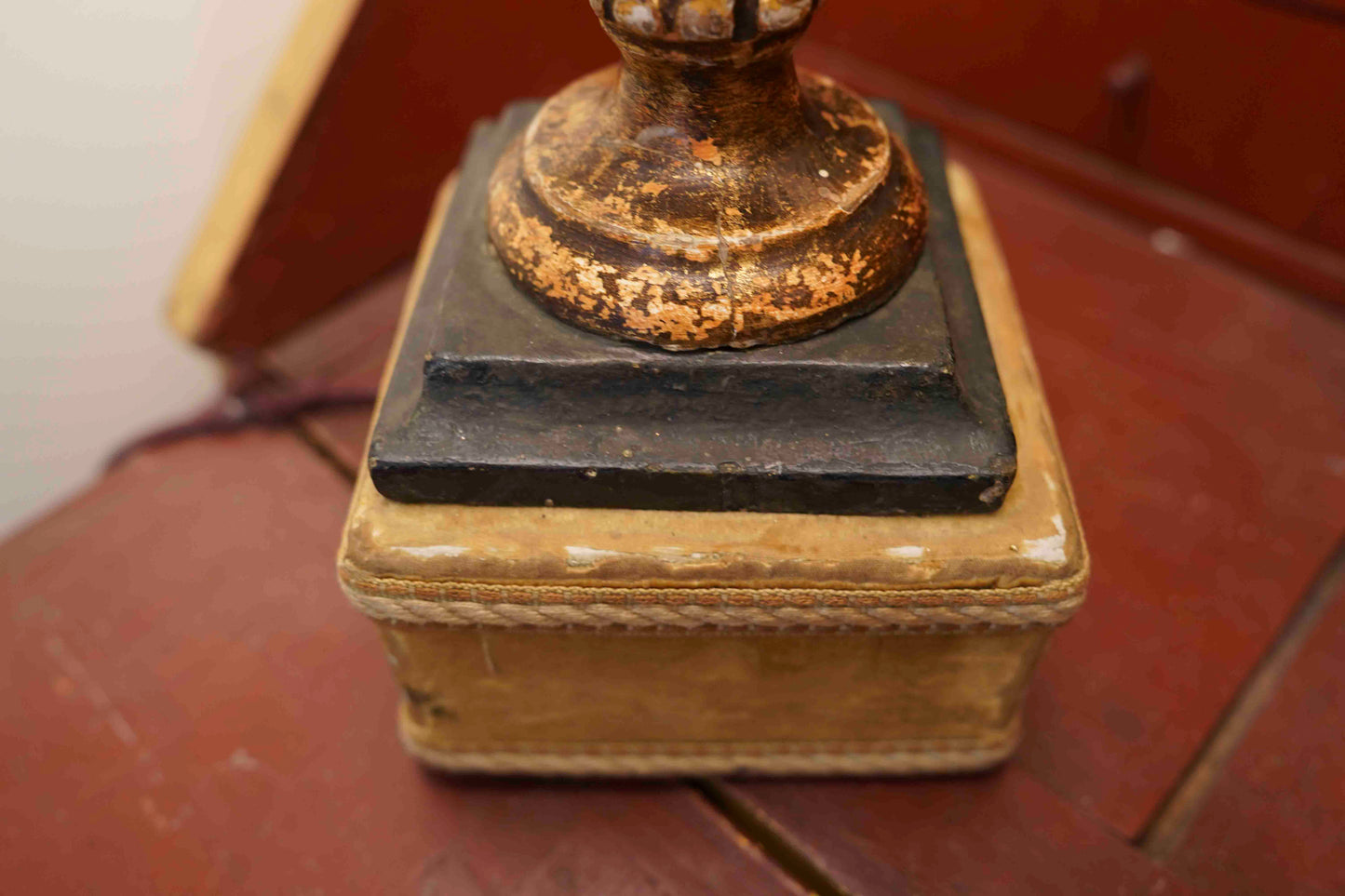 Italian Gilt Urn Lamp