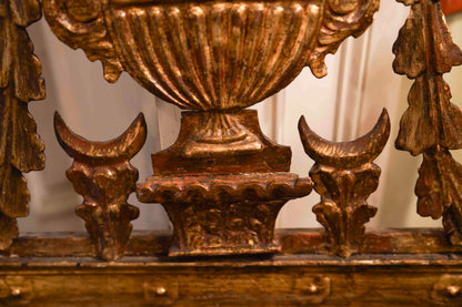 18th Century Italian Giltwood Mirror