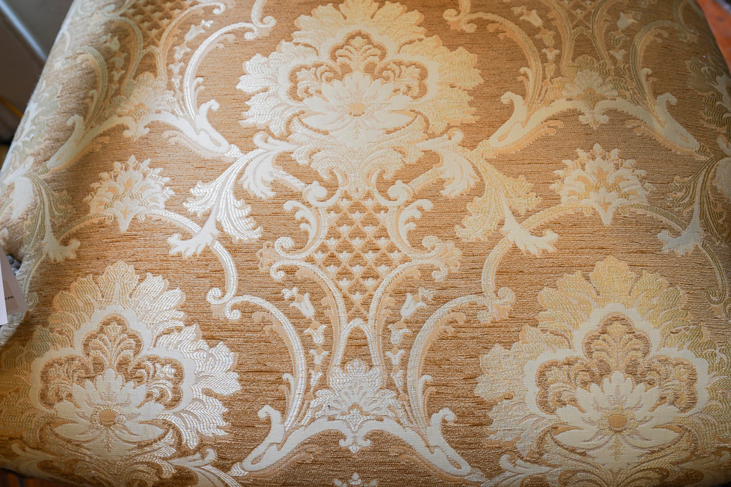 Pair Regence Style Gilt Wood Chirs