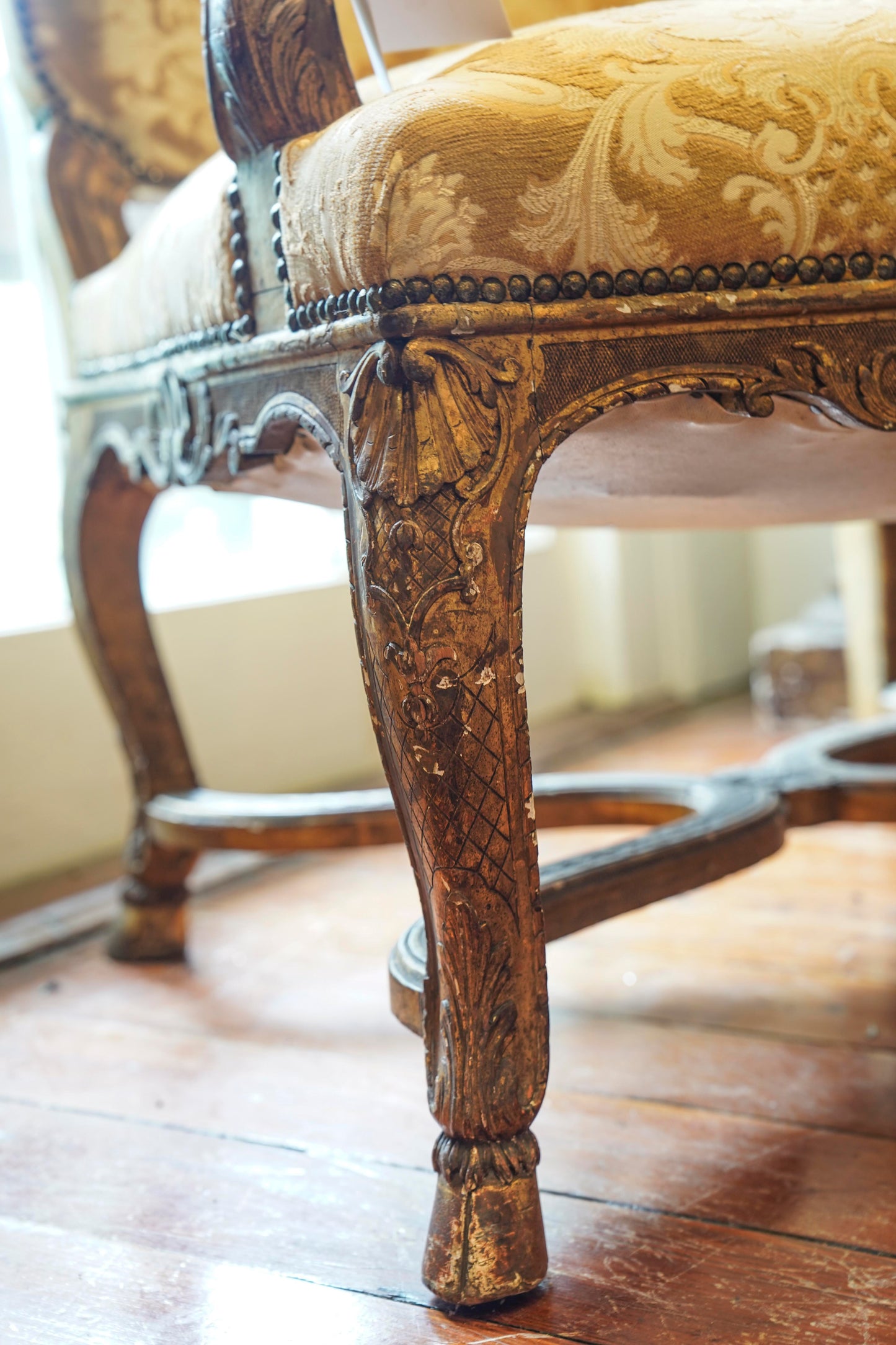 Pair Regence Style Gilt Wood Chirs