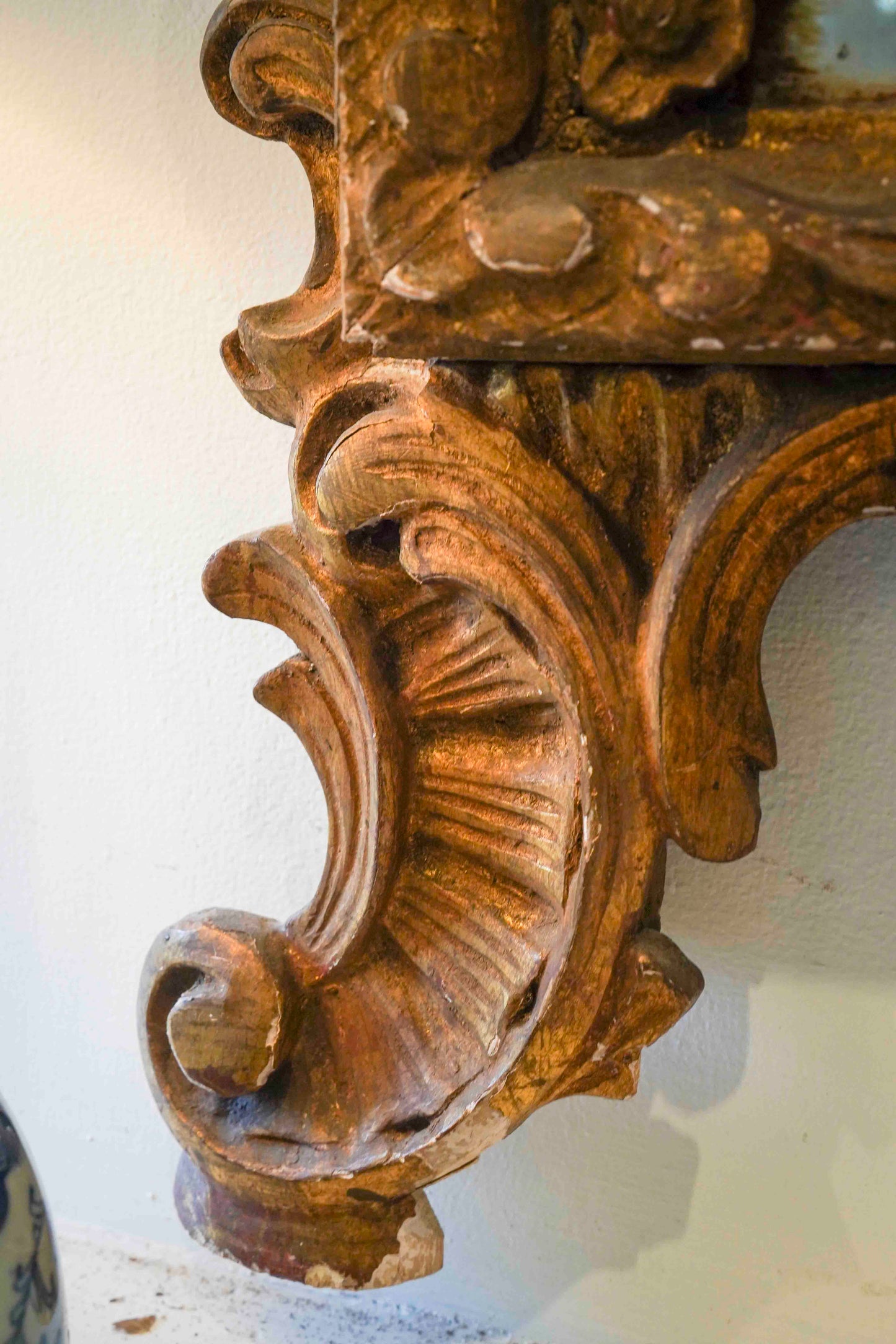 18th Century Italian Giltwood Mirror