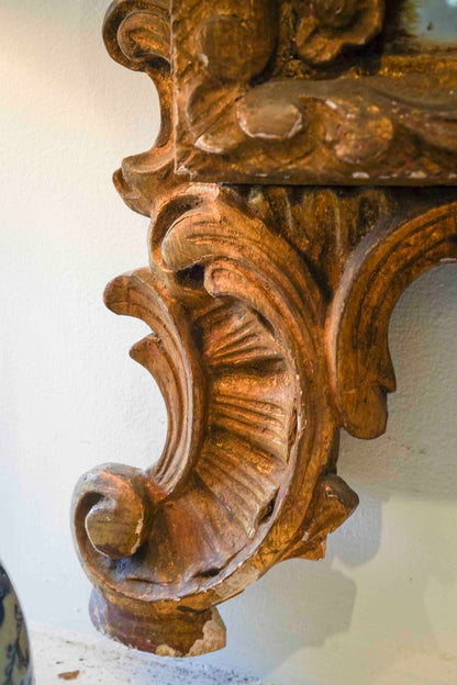 18th Century Italian Giltwood Mirror