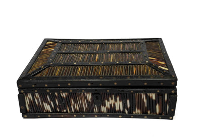 Quill Box Medium