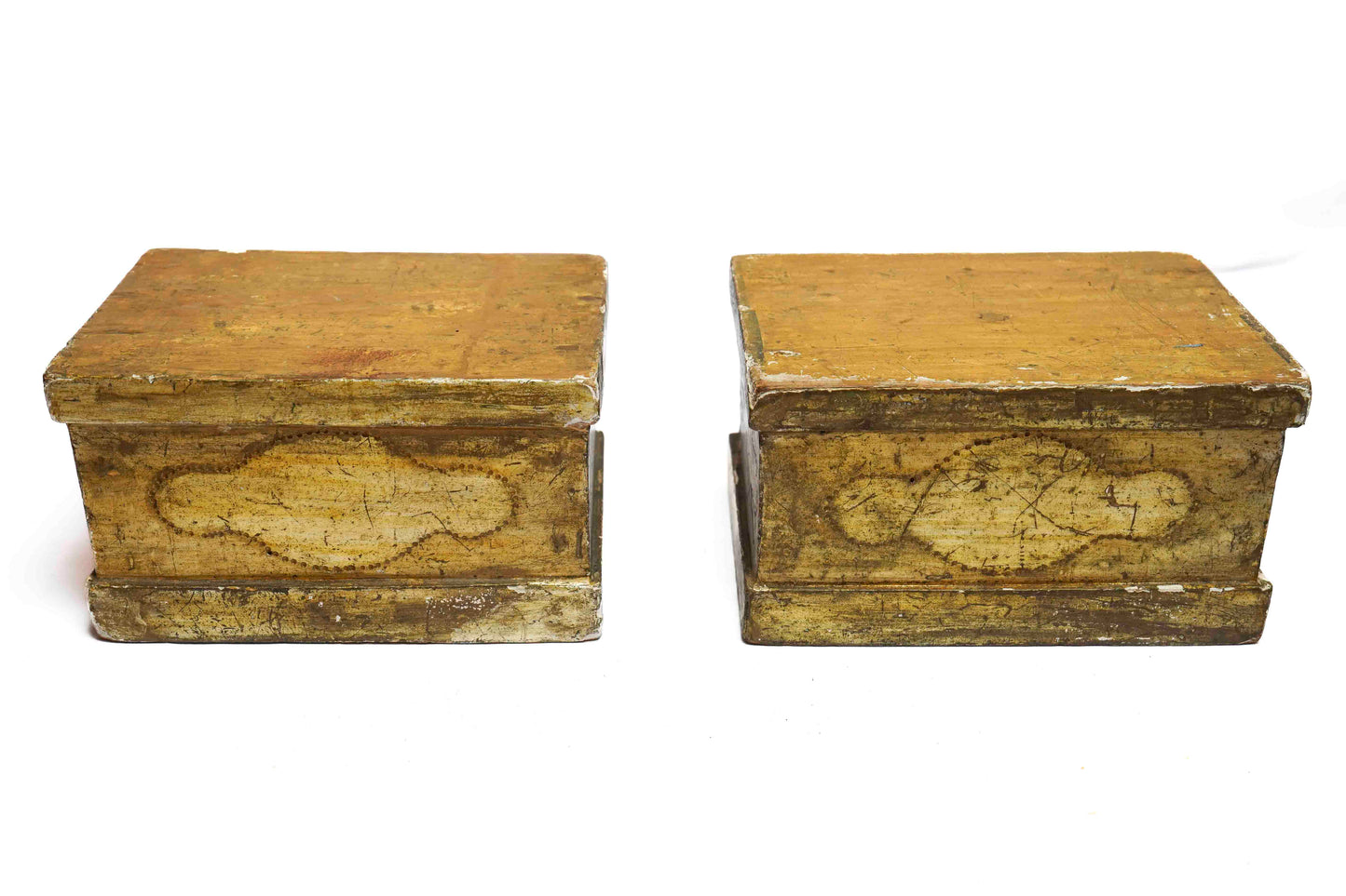 Italian Giltwood Plateaus Pair
