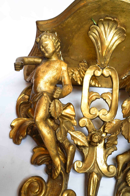 Giltwood Bracket with Cherubs
