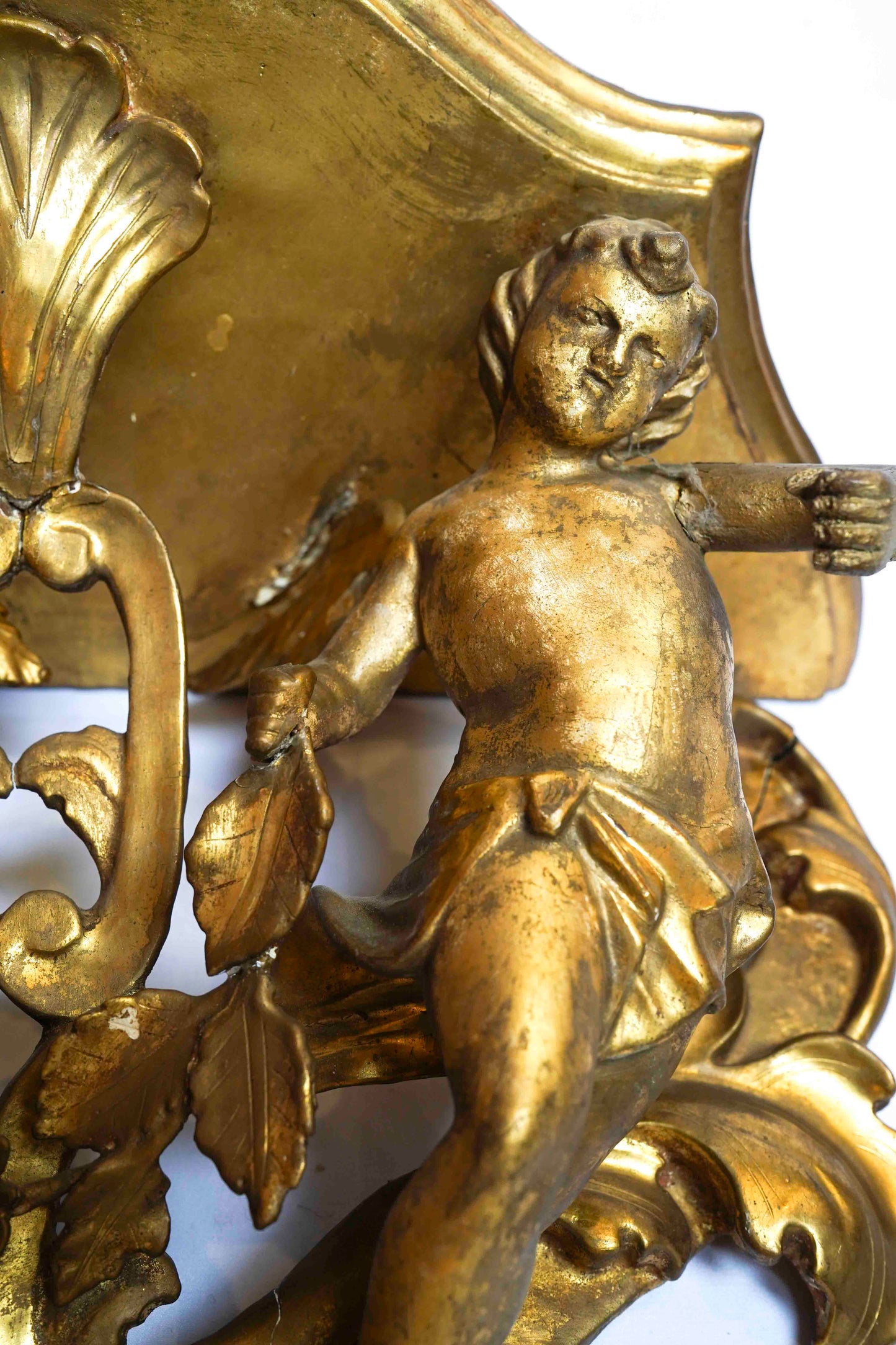 Giltwood Bracket with Cherubs