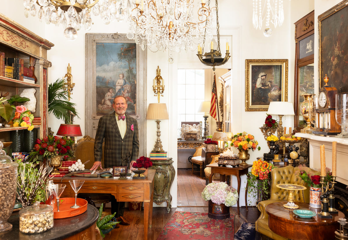 Dunn & Sonnier Flowers & Antiques