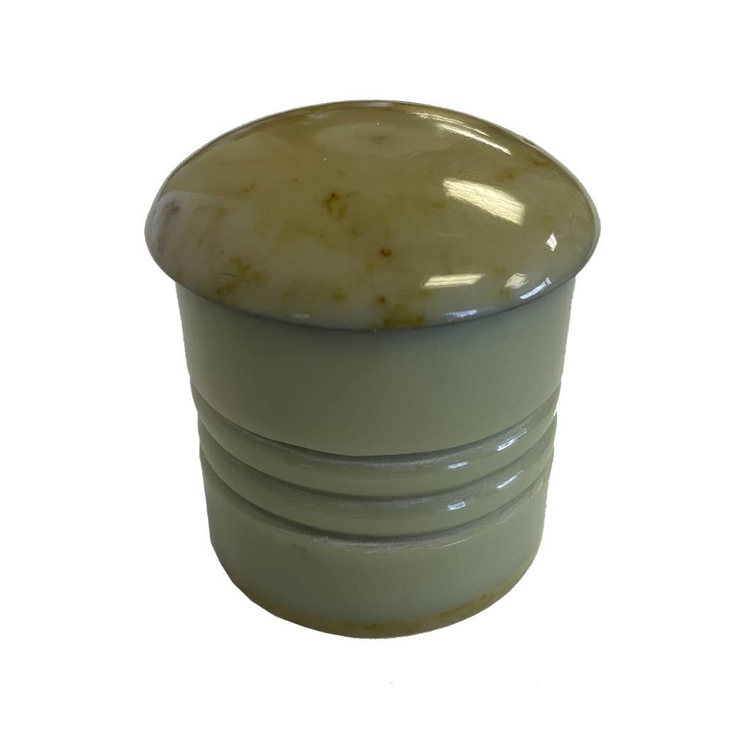 Farkle Six Dice Game in Horn Resin Cup - Vintage Style: Tan