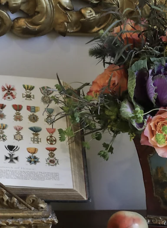 Dunn & Sonnier Flowers & Antiques